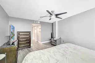 100 Golden Isles Dr, Hallandale Beach, FL 33009 - Photo 9