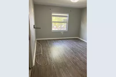 8108 Prestige Commons Drive, Tamarac, FL 33321 - Photo 5