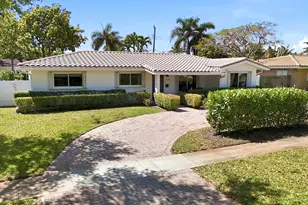 2140 NE 52nd Ct, Fort Lauderdale, FL 33308 - Photo 3