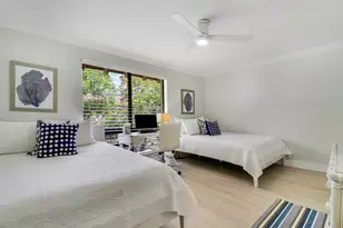 438 Brackenwood Ln S, Palm Beach Gardens, FL 33418 - Photo 37