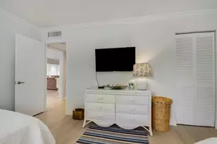 438 Brackenwood Ln S, Palm Beach Gardens, FL 33418 - Photo 35