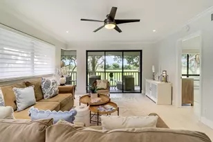 438 Brackenwood Ln S, Palm Beach Gardens, FL 33418 - Photo 17