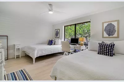 438 Brackenwood Lane S, Palm Beach Gardens, FL 33418 - Photo 33