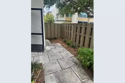 1444 SE Riverside Drive SE #B-7, Stuart, FL 34996 - Photo 21