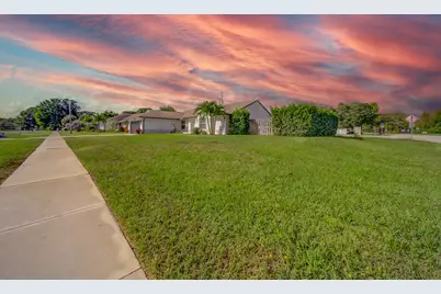 1853 Shower Tree Way, Wellington, FL 33414 - Photo 5