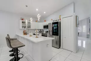 8771 NW 141st Terrace, Miami Lakes, FL 33018 - Photo 19