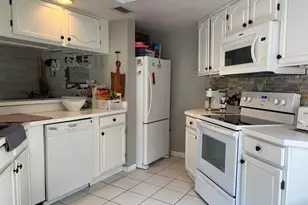 13 Uno Lago Dr, Juno Beach, FL 33408 - Photo 9