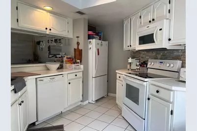 13 Uno Lago Drive, Juno Beach, FL 33408 - Photo 9