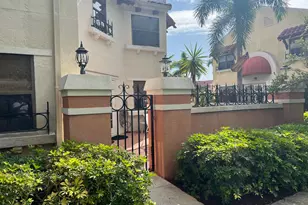 13 Uno Lago Dr, Juno Beach, FL 33408 - Photo 3