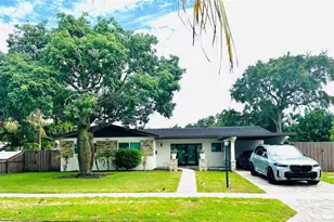 924 SW 11th St, Boca Raton, FL 33486 - Photo 1