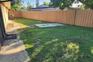 357 NE Brasher Ct, Port Saint Lucie, FL 34983 - Photo 25