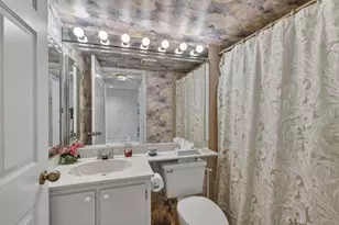 10806 W Clairmont Cir, Tamarac, FL 33321 - Photo 21