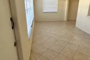 907 SW 3rd Ave, Boynton Beach, FL 33426 - Photo 5