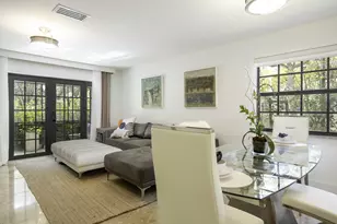 576 Westree Ln, Plantation, FL 33324 - Photo 11