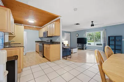 330 SE 6th Street, Pompano Beach, FL 33060 - Photo 13