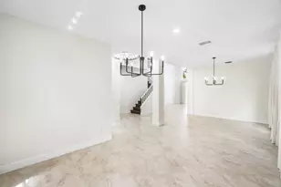 10889 Tamoron Ln, Boca Raton, FL 33498 - Photo 3