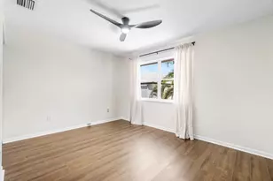 10889 Tamoron Ln, Boca Raton, FL 33498 - Photo 15