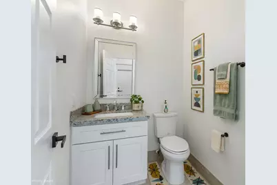 10889 Tamoron Lane, Boca Raton, FL 33498 - Photo 9