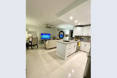 3200 Springdale Boulevard #107, Palm Springs, FL 33461 - Photo 1