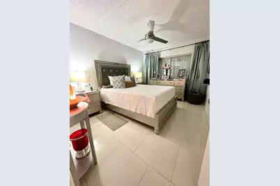 3200 Springdale Boulevard #107, Palm Springs, FL 33461 - Photo 3