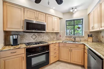 910 Banyan Drive, Delray Beach, FL 33483 - Photo 31