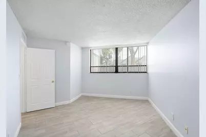 1750 N Congress Avenue #411, West Palm Beach, FL 33401 - Photo 15