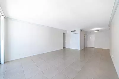 1200 West Avenue #1521, Miami Beach, FL 33139 - Photo 9