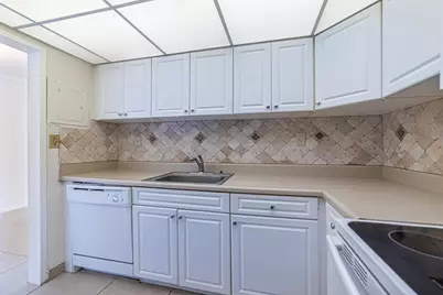 1200 West Avenue #1521, Miami Beach, FL 33139 - Photo 13