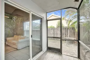 2702 Arborwood Rd, Davie, FL 33328 - Photo 35