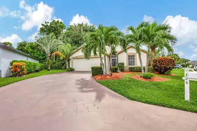 328 Hammocks Trail, Greenacres, FL 33413 - Photo 3