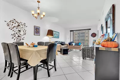 7623 Southampton Terrace #211, Tamarac, FL 33321 - Photo 11