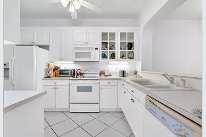 7623 Southampton Terrace #211, Tamarac, FL 33321 - Photo 7