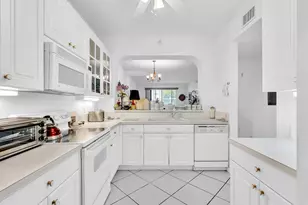 7623 Southampton Terrace, Tamarac, FL 33321 - Photo 5