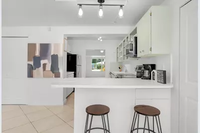 842 SW 11th Court, Fort Lauderdale, FL 33315 - Photo 15