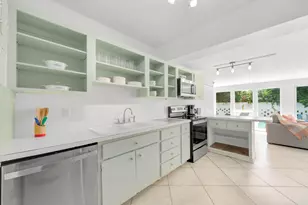 842 SW 11th Ct, Fort Lauderdale, FL 33315 - Photo 19