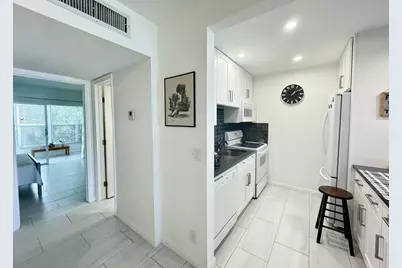 4501 S Ocean Boulevard #E5, Lantana, FL 33480 - Photo 13