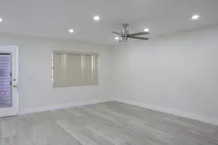 557 Burgundy L, Delray Beach, FL 33484 - Photo 3