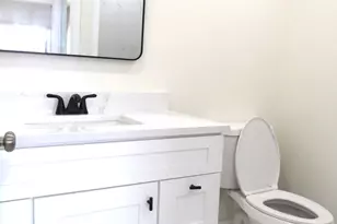 557 Burgundy L, Delray Beach, FL 33484 - Photo 9