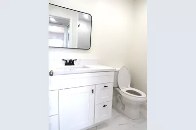 557 Burgundy L, Delray Beach, FL 33484 - Photo 9