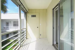 557 Burgundy L, Delray Beach, FL 33484 - Photo 7