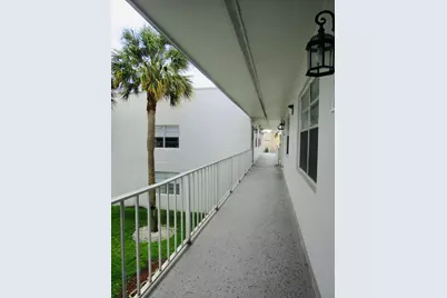 557 Burgundy L, Delray Beach, FL 33484 - Photo 21