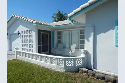 6805 NW 77th Street, Tamarac, FL 33321 - Photo 3