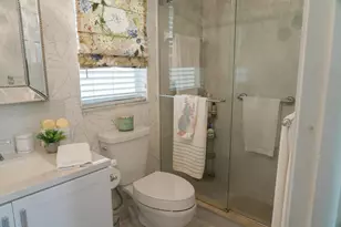 8901 Sunrise Lakes Blvd, Sunrise, FL 33322 - Photo 15