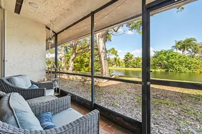 22 Via De Casas #103, Boynton Beach, FL 33426 - Photo 3