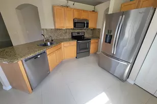 536 SW Indian Key Dr, Port Saint Lucie, FL 34986 - Photo 9