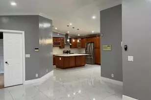 6352 NW 36th Ave, Coconut Creek, FL 33073 - Photo 5