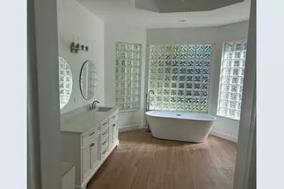 8992 Lakes Boulevard, West Palm Beach, FL 33412 - Photo 7