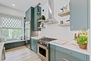 605 Masters Way, Palm Beach Gardens, FL 33418 - Photo 11