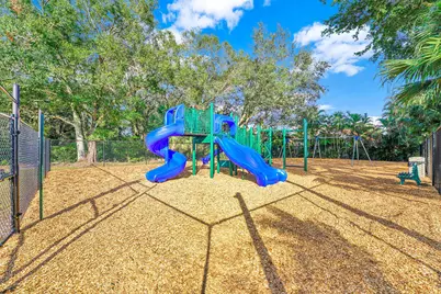 1883 Oak Berry Circle, Wellington, FL 33414 - Photo 23