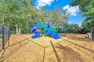 1883 Oak Berry Cir, Wellington, FL 33414 - Photo 23